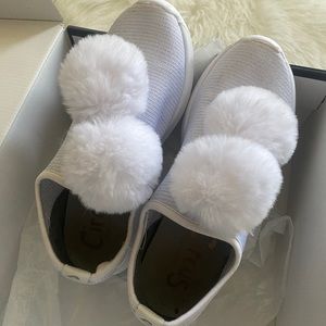 Circus by sam edelman pom pom white sparkle shoes